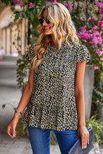 Load image into Gallery viewer, Floral Short Sleeve Peplum Top
