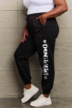 Load image into Gallery viewer, Simply Love Simply Love Full Size Drawstring DOG MAMA Graphic Long Sweatpants
